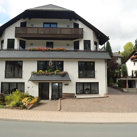 Pensión Leise Garni 3*