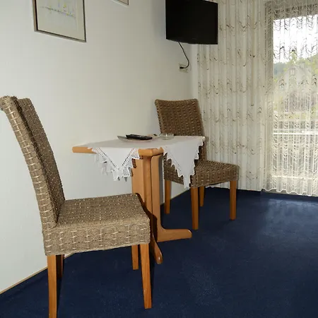 Leise Garni Pensión Willingen (Upland)