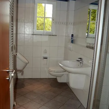 Pensión Leise Garni