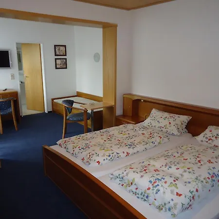 Pensión Leise Garni